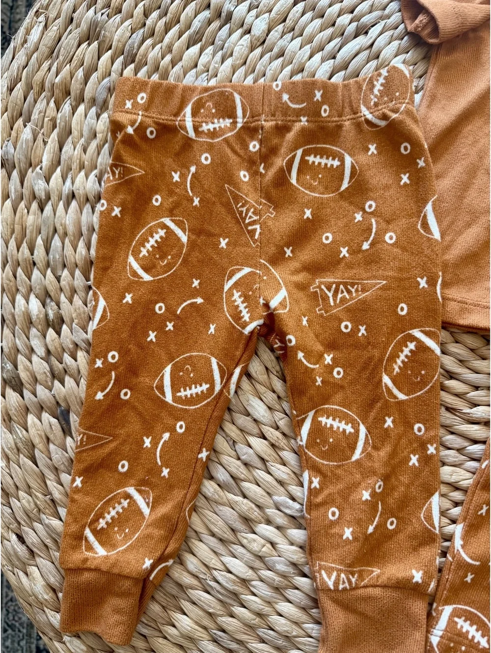 Cat & Jack Tiny Tailgater Set Sz 3-6 Months